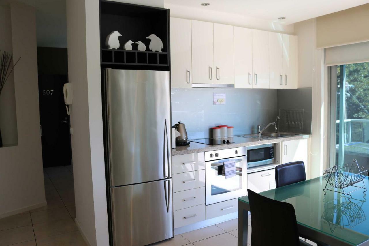 Apartment 507 At The Waves *